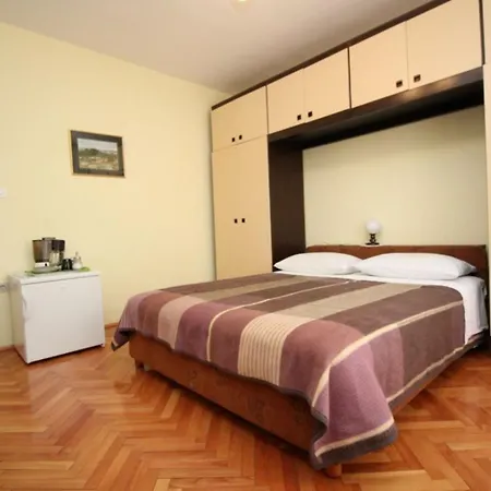 Appartamento Sobe Hana *